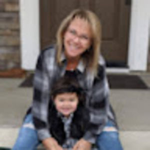 Meet your Posher, Laurie